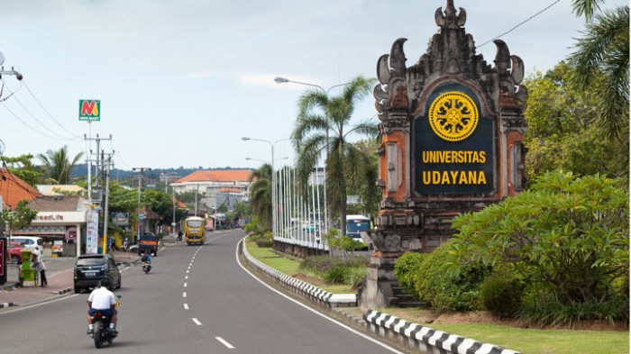 Universitas Udayana (UNUD) - Bali