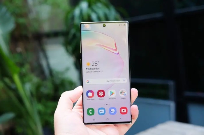 Smartphone tanpa bingkai (bezel-less)