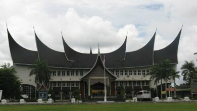 Universitas Negeri Padang (UNP) - Padang